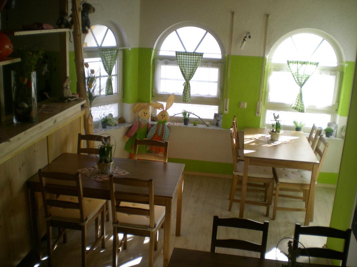 Gaestehaus Winkler Apartment รูสท์ ภายนอก รูปภาพ